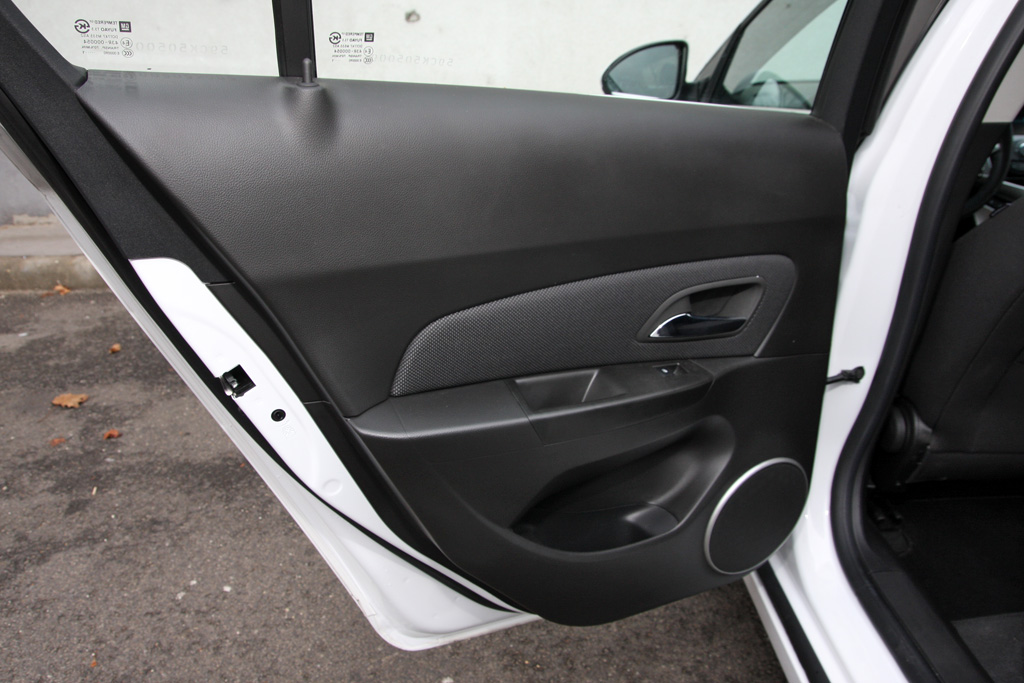 CHEVROLET CRUZE
