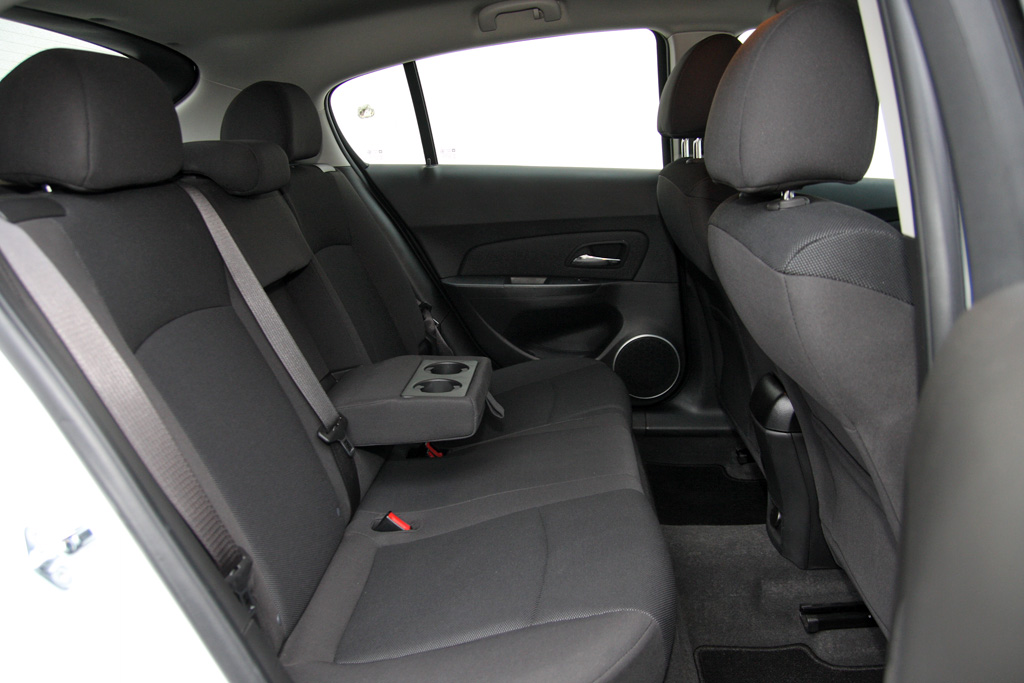 CHEVROLET CRUZE