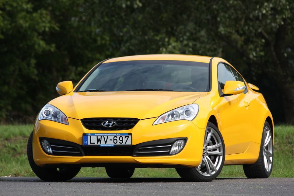 HYUNDAI GENESIS COUPE