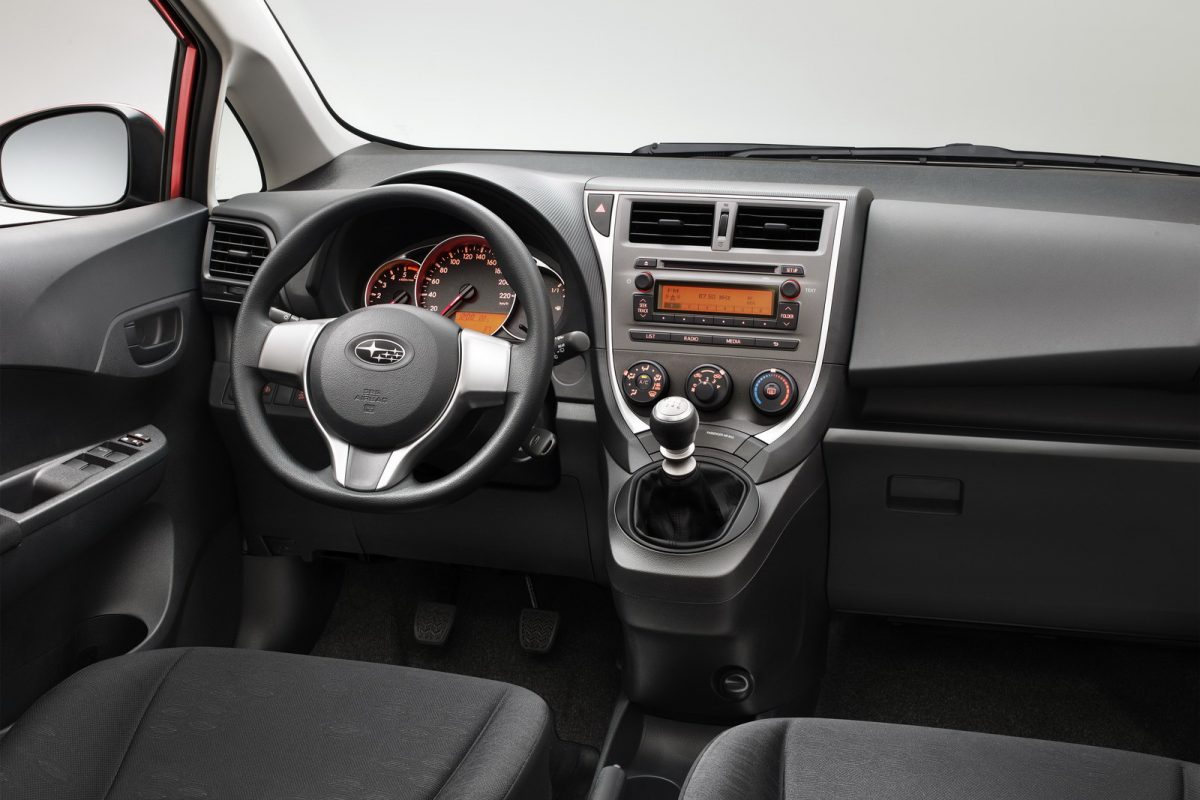 SUBARU TREZIA