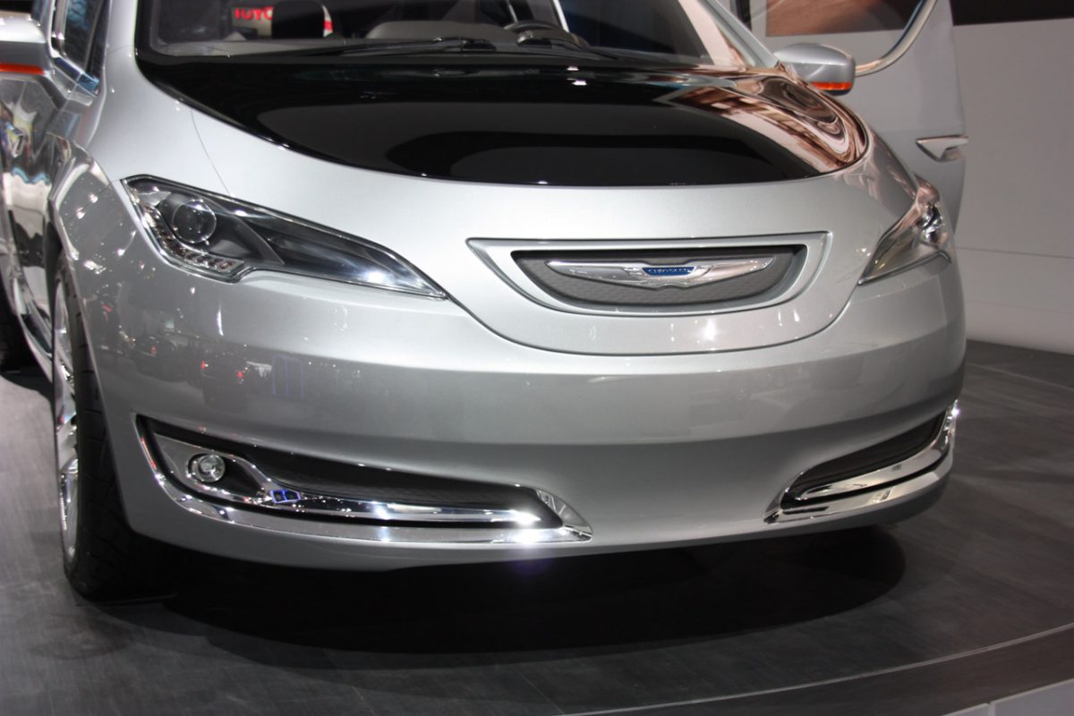 CHRYSLER TOWN & COUNTRY