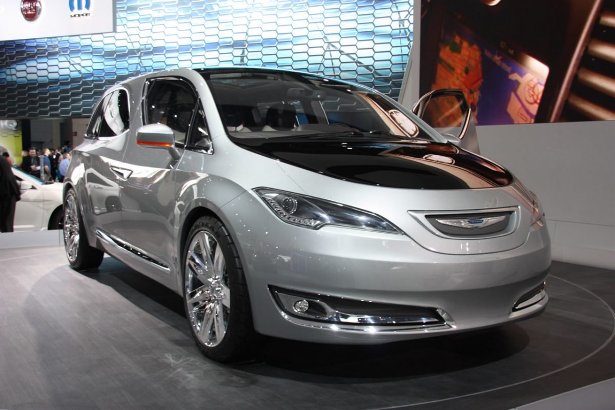 CHRYSLER TOWN & COUNTRY