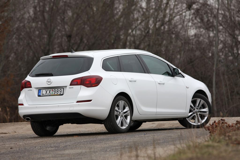 OPEL ASTRA J