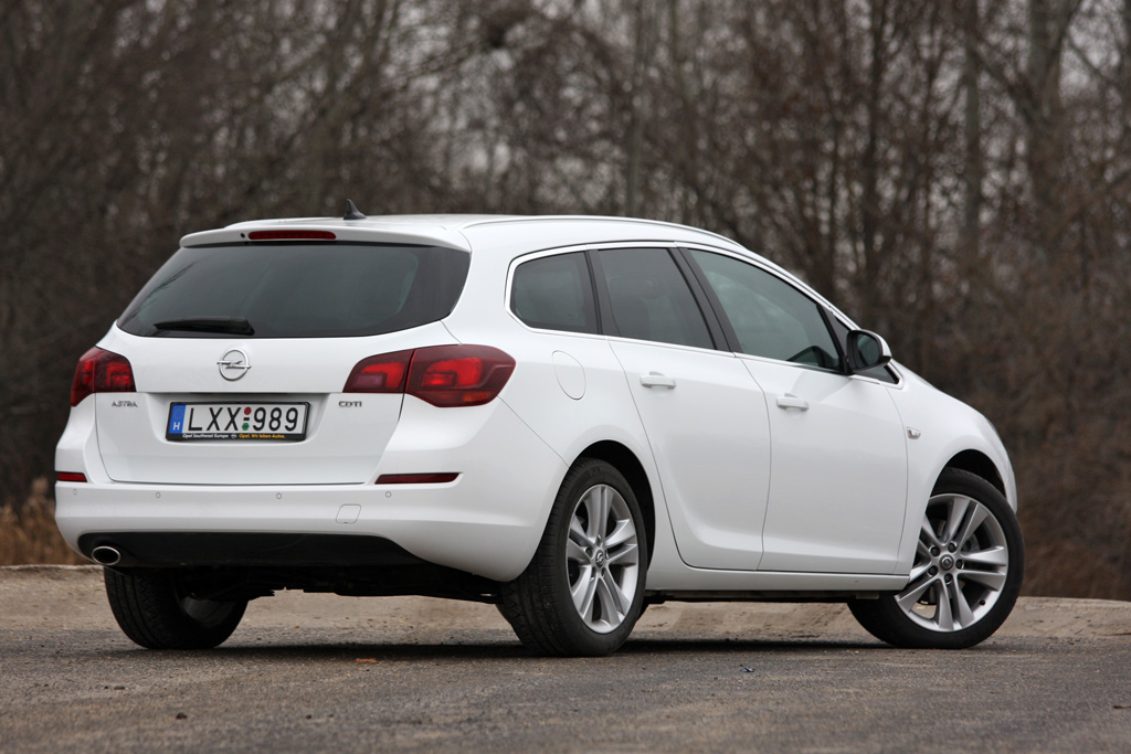 OPEL ASTRA J