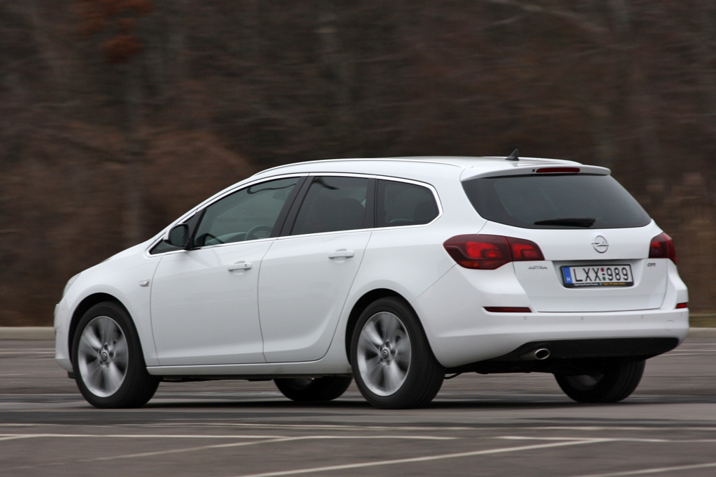 OPEL ASTRA J