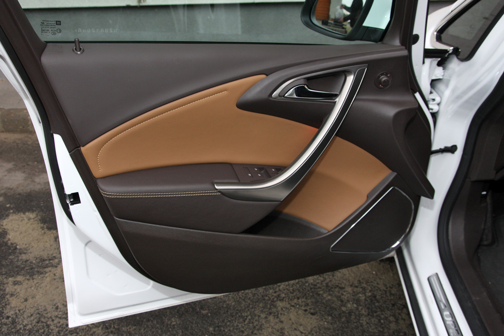 OPEL ASTRA J