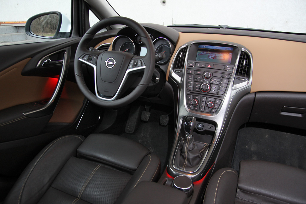 OPEL ASTRA J