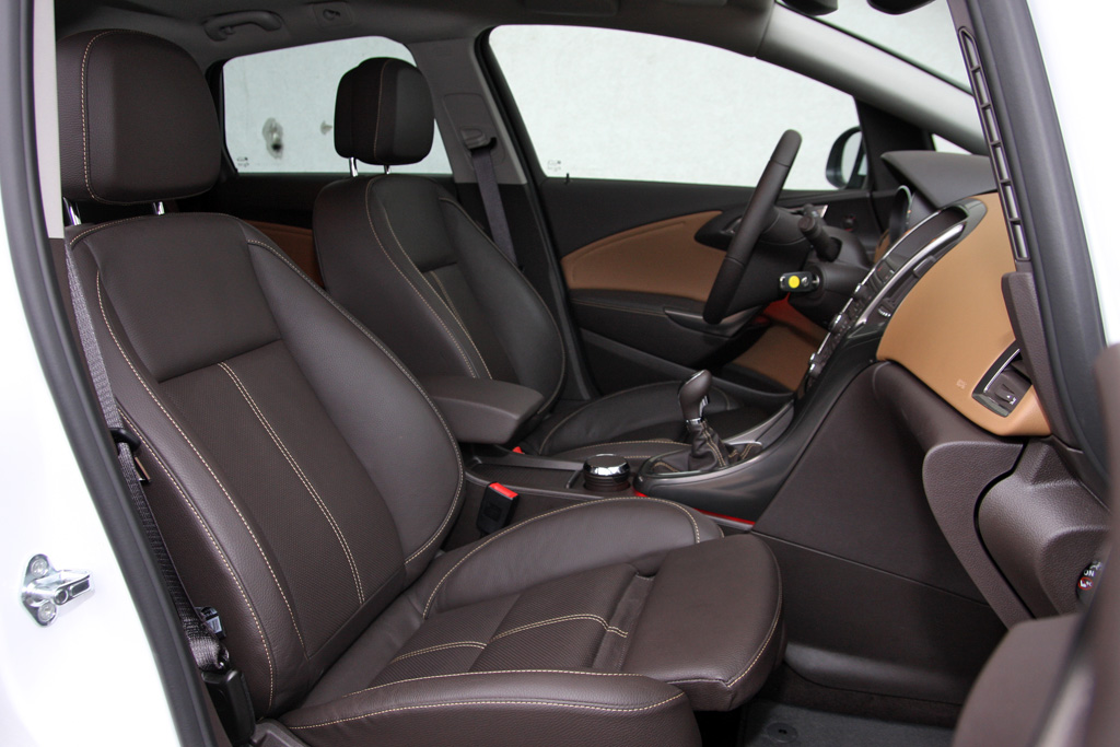OPEL ASTRA J