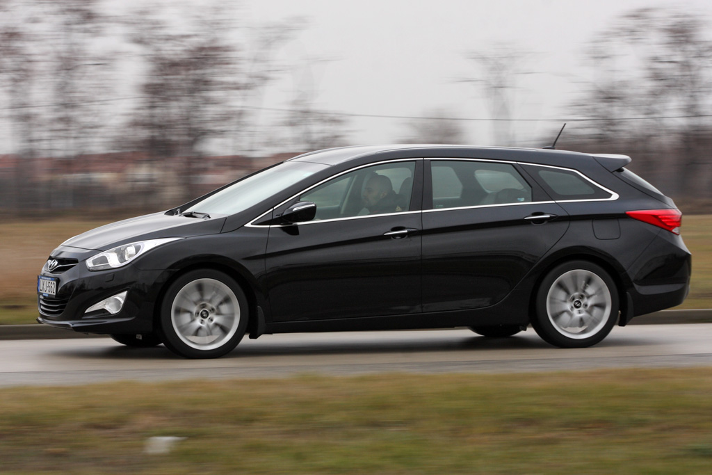 HYUNDAI I40
