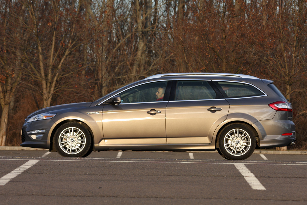 FORD MONDEO