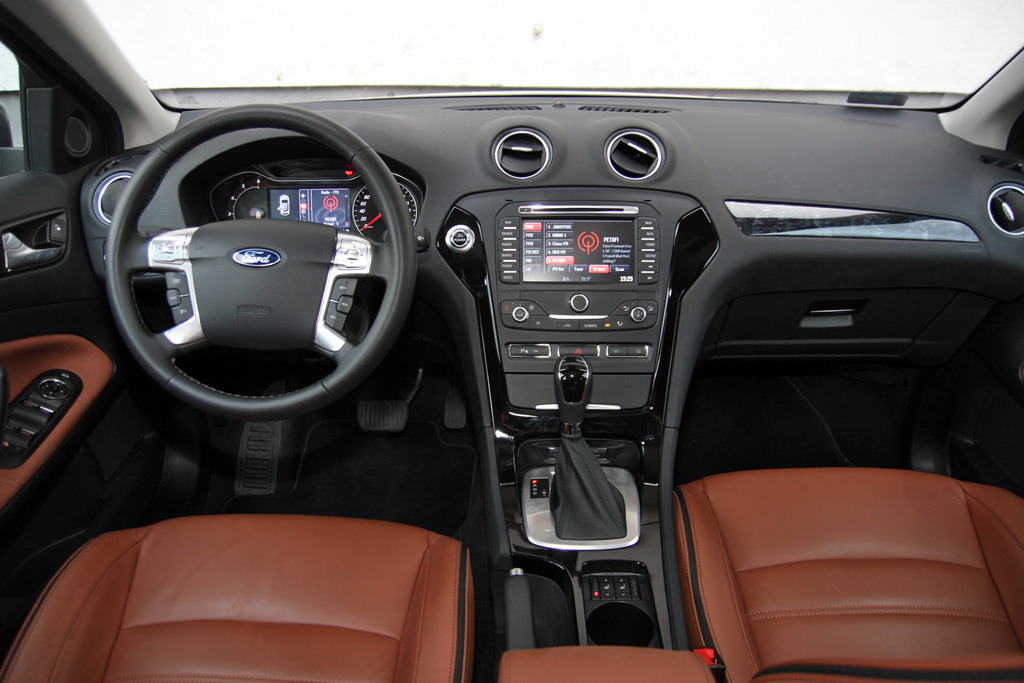 FORD MONDEO