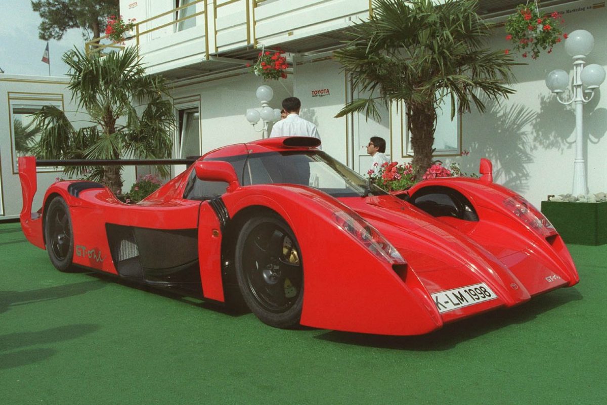 TOYOTA