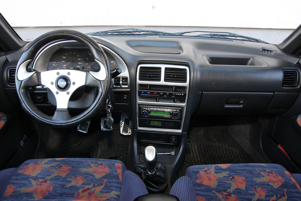 SUZUKI SWIFT