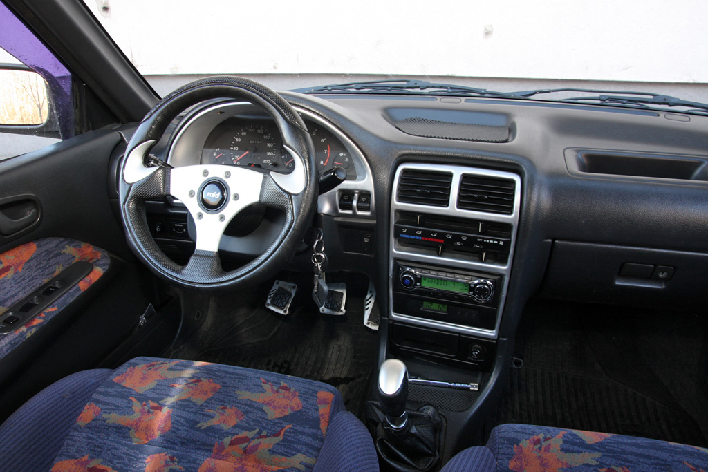 SUZUKI SWIFT