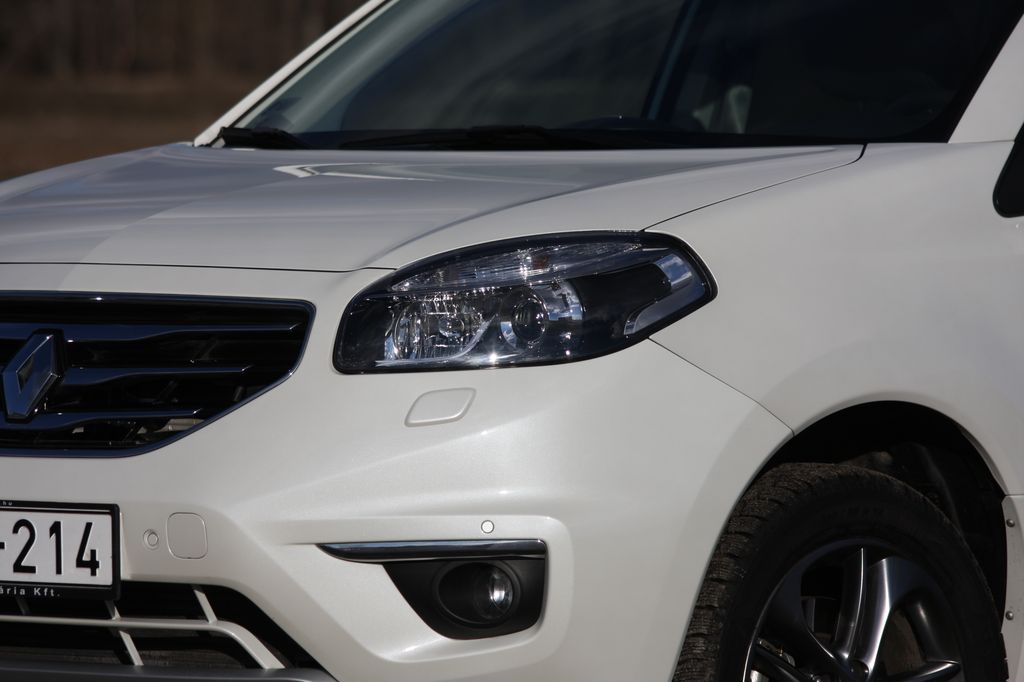RENAULT KOLEOS