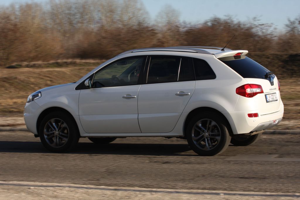 RENAULT KOLEOS