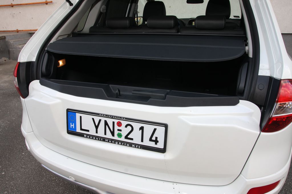 RENAULT KOLEOS