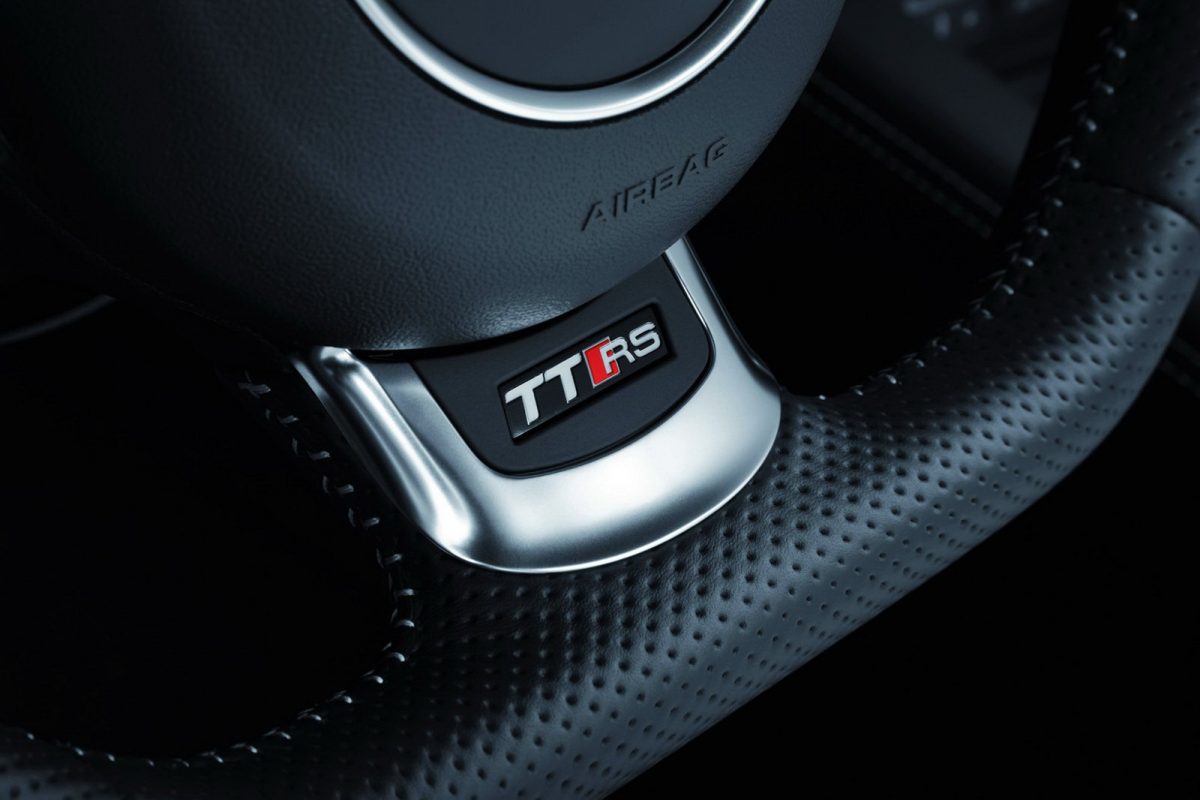 AUDI TT