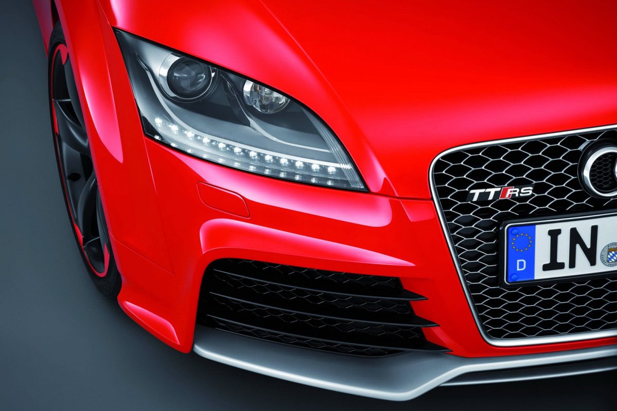 AUDI TT