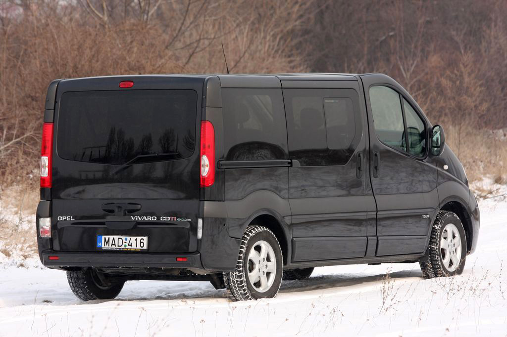 OPEL VIVARO