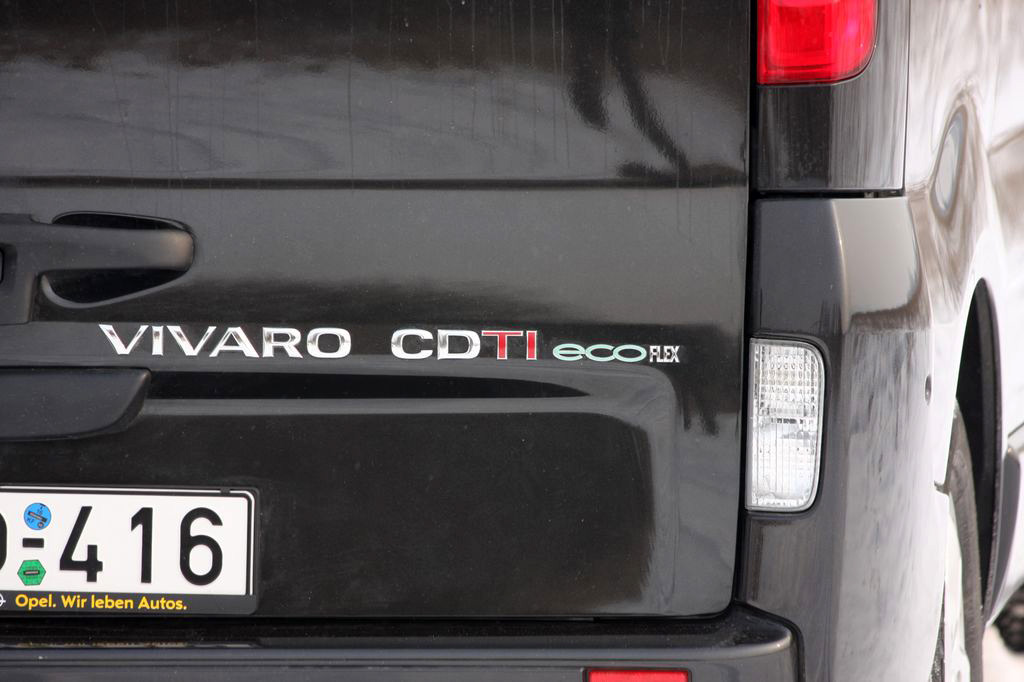 OPEL VIVARO