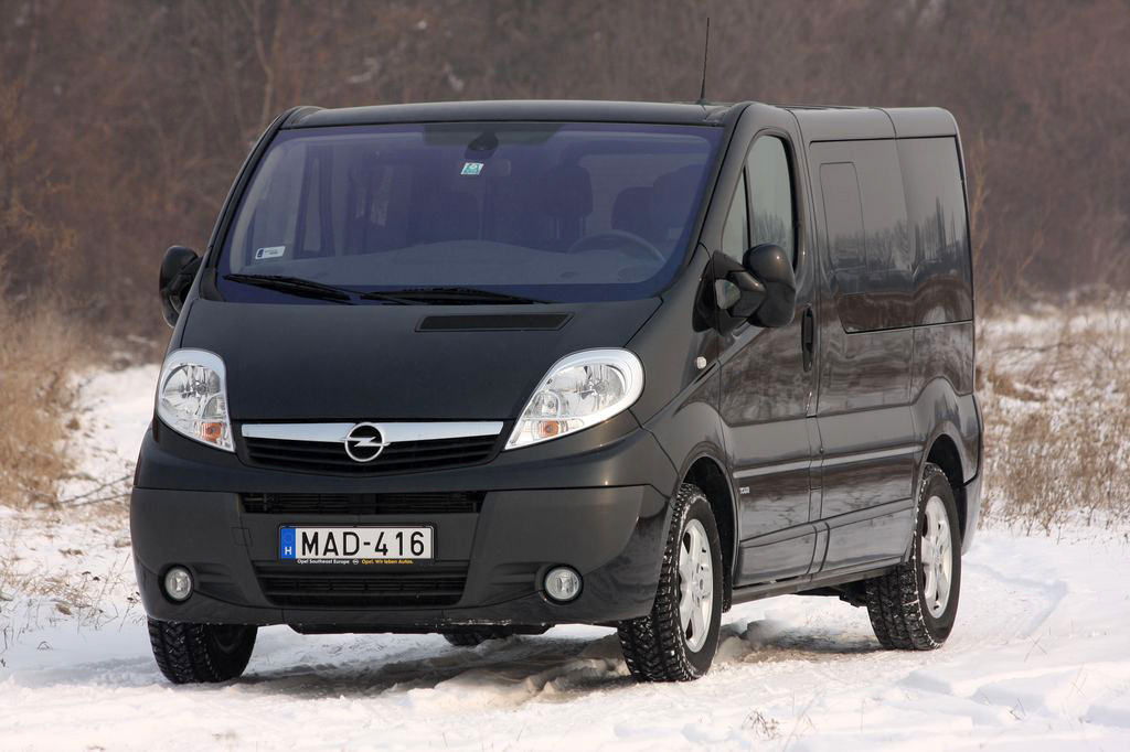 OPEL VIVARO