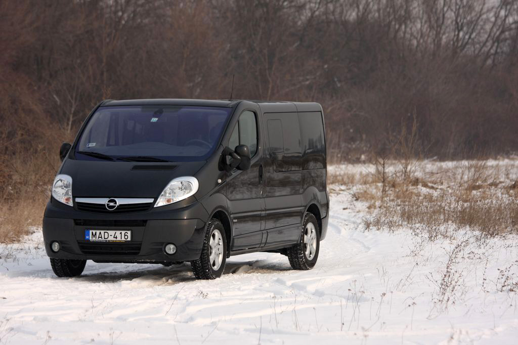 OPEL VIVARO
