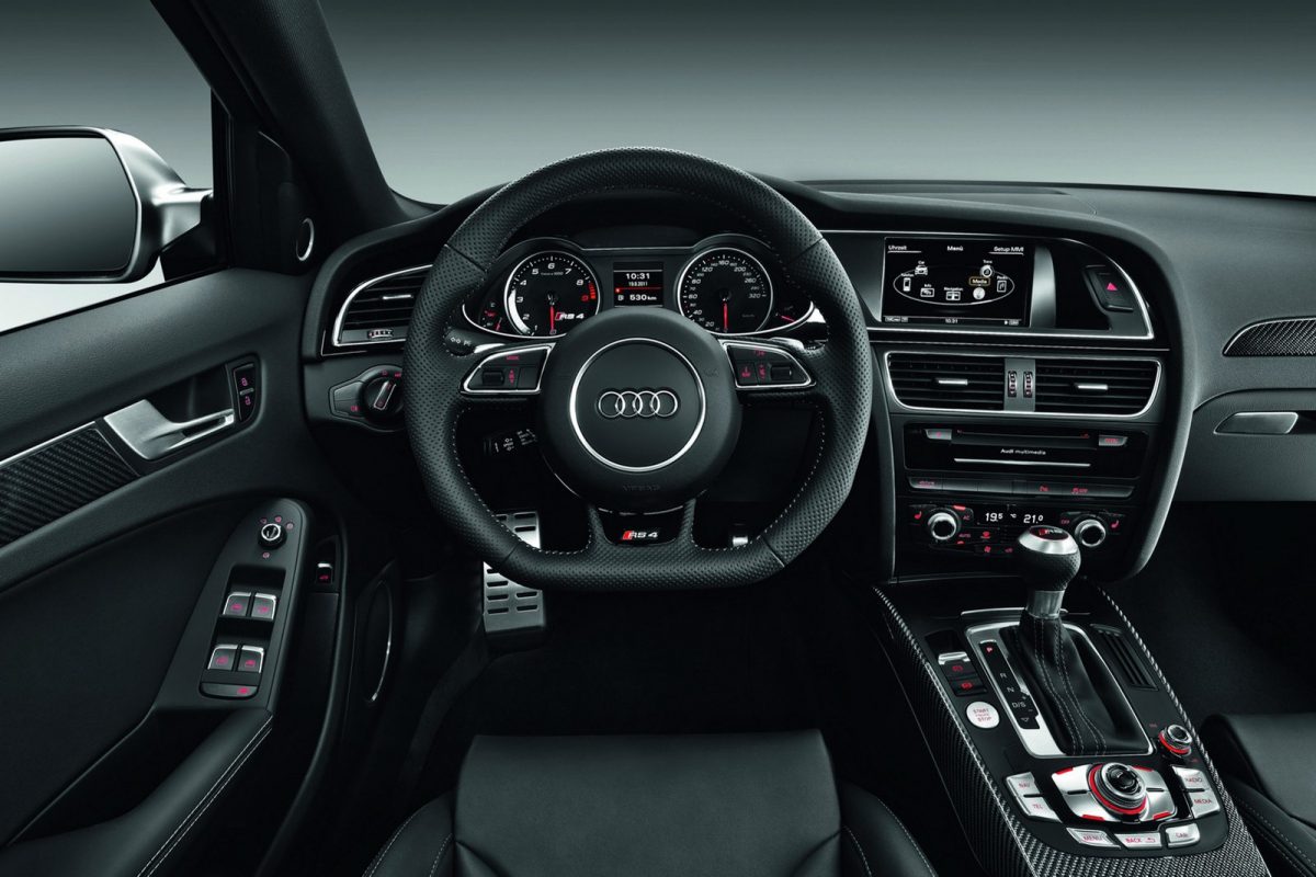 AUDI RS4