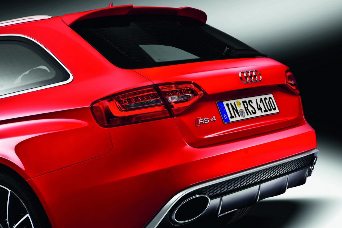 AUDI RS4