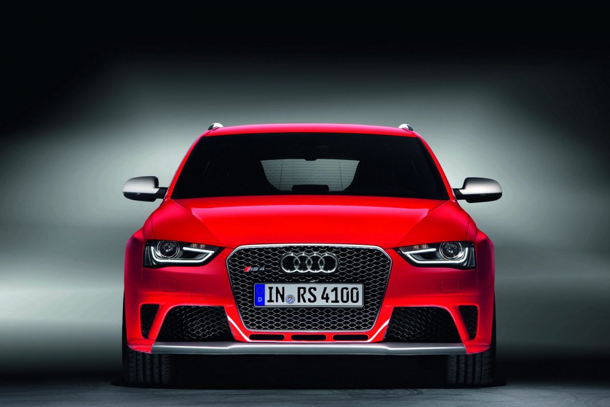 AUDI RS4
