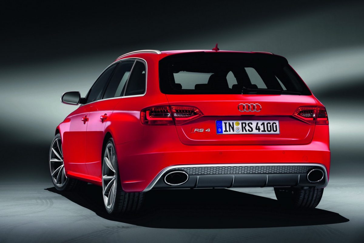 AUDI RS4