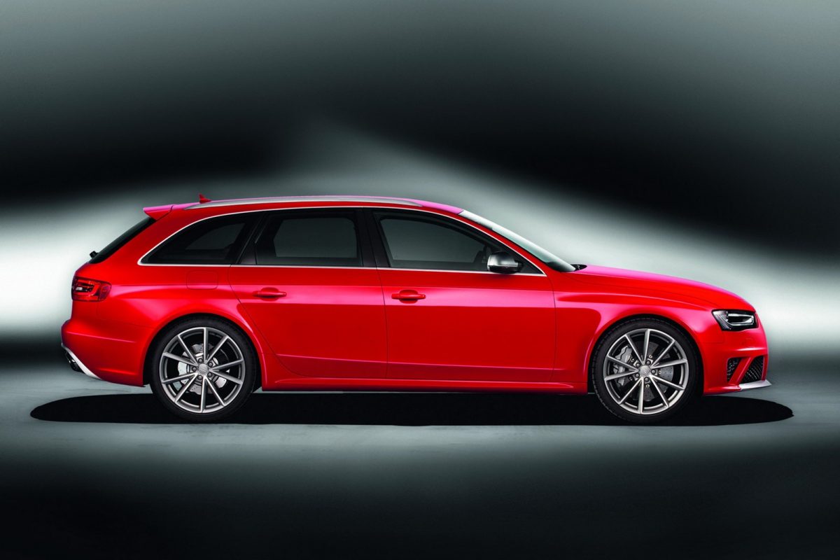 AUDI RS4