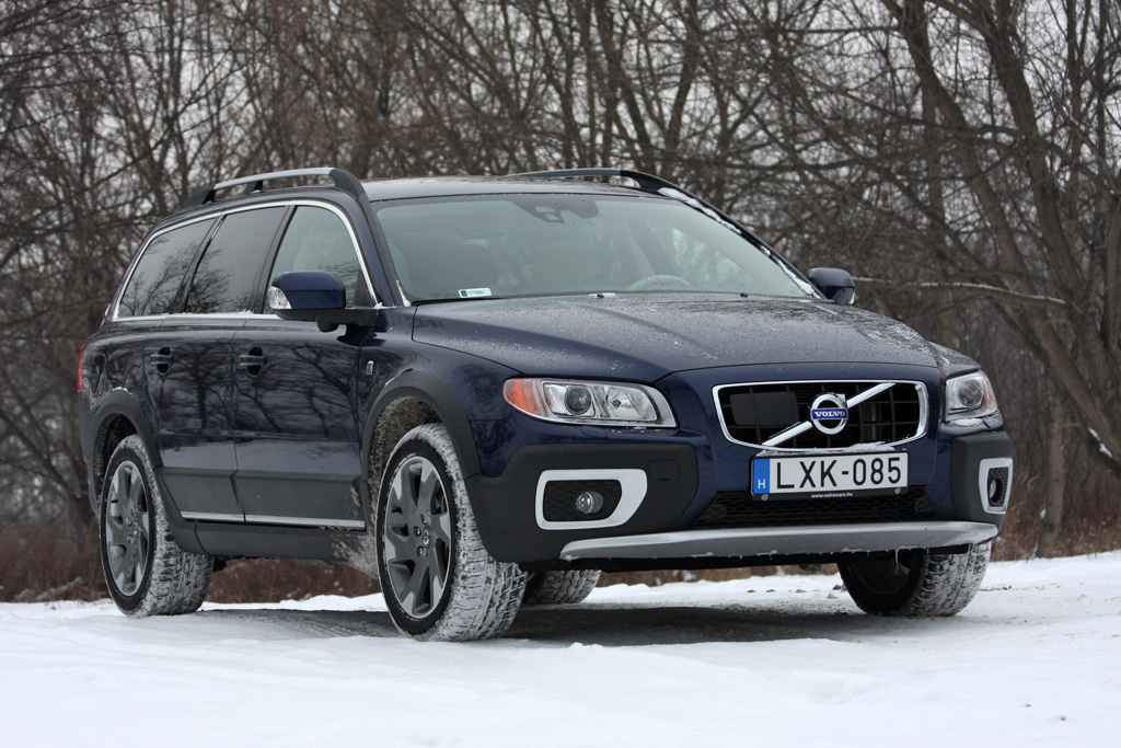 VOLVO XC70