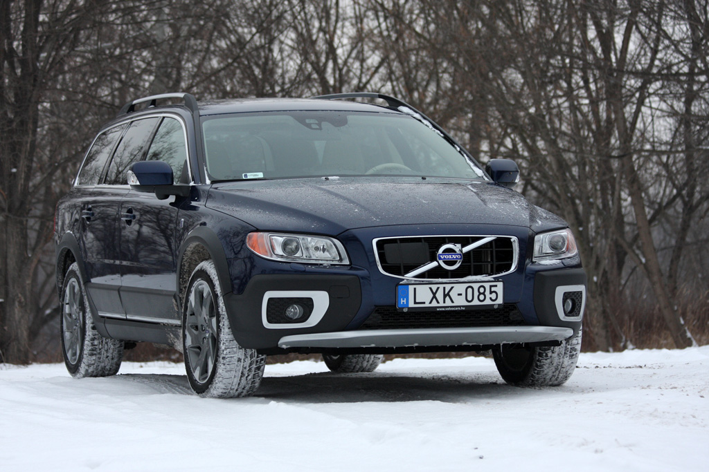 VOLVO XC70