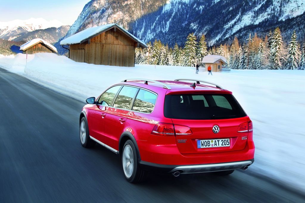 VOLKSWAGEN PASSAT