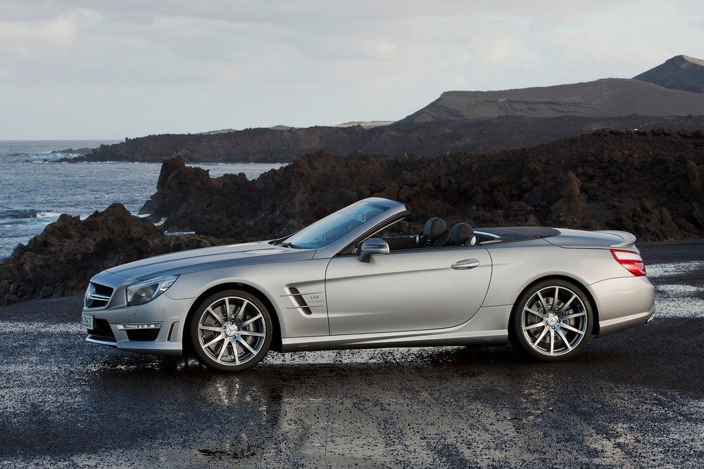 MERCEDES-BENZ