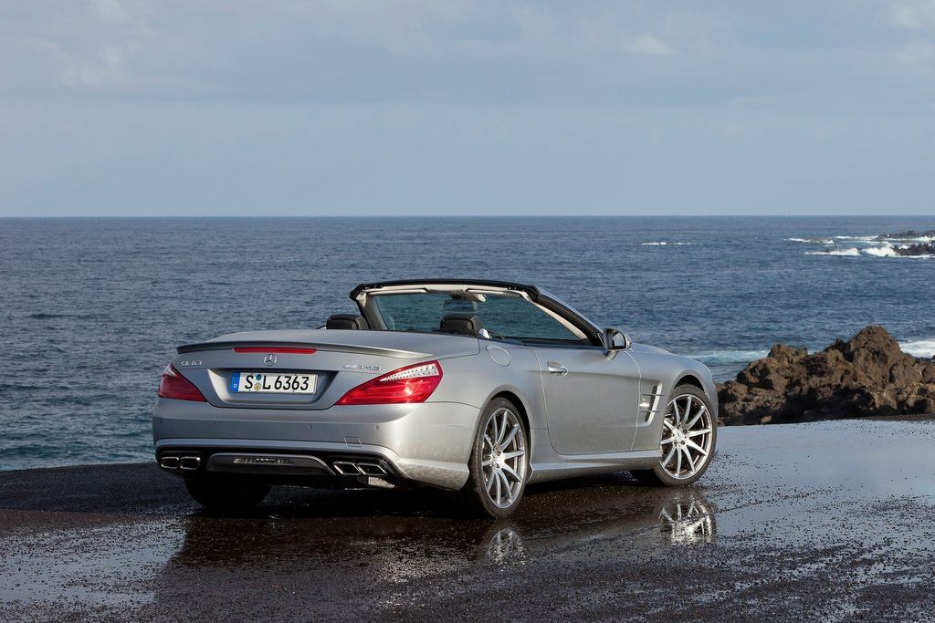 MERCEDES-BENZ