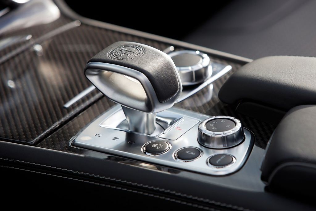 MERCEDES-BENZ