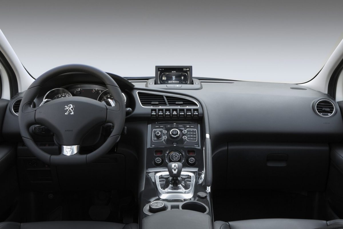 PEUGEOT