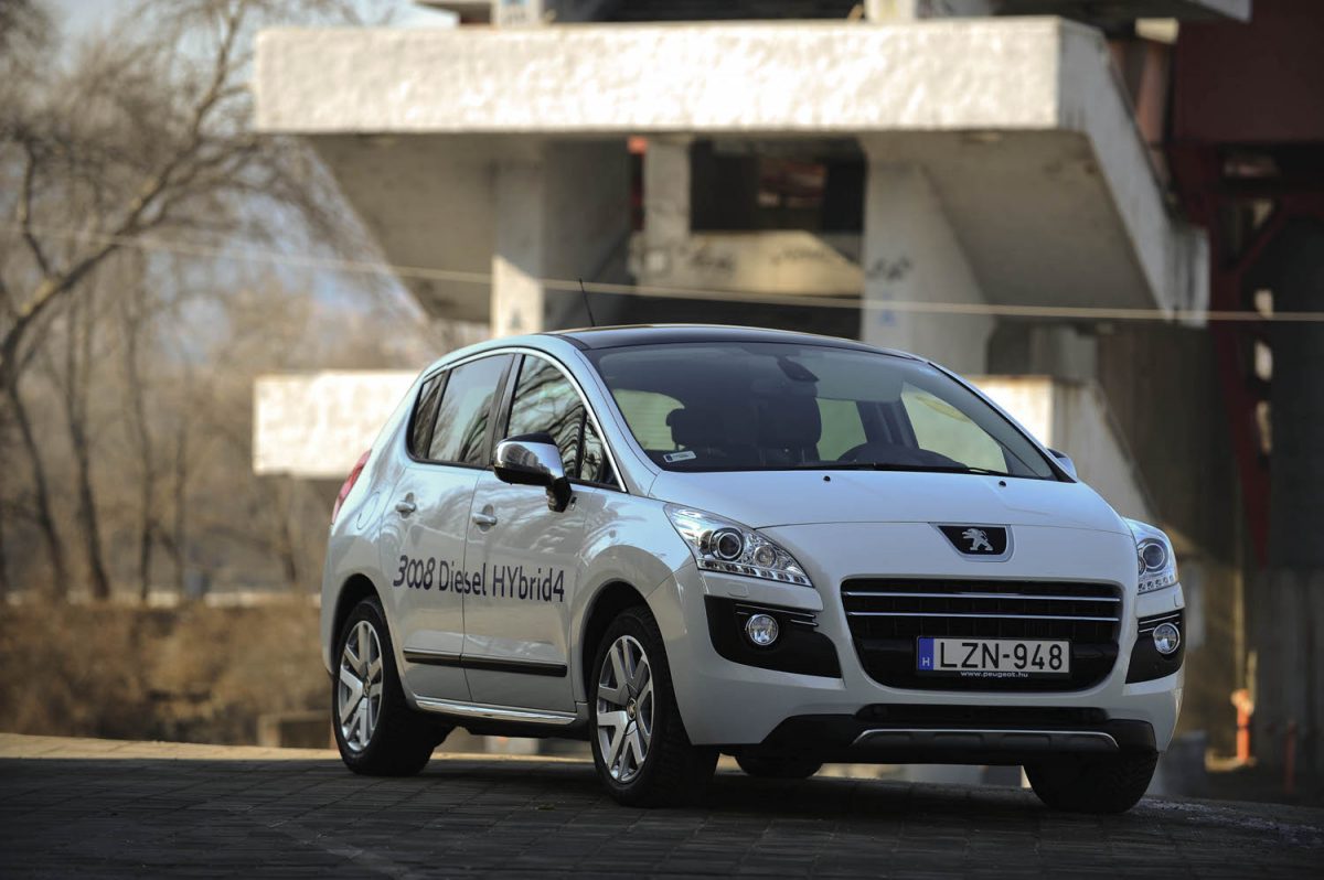 PEUGEOT