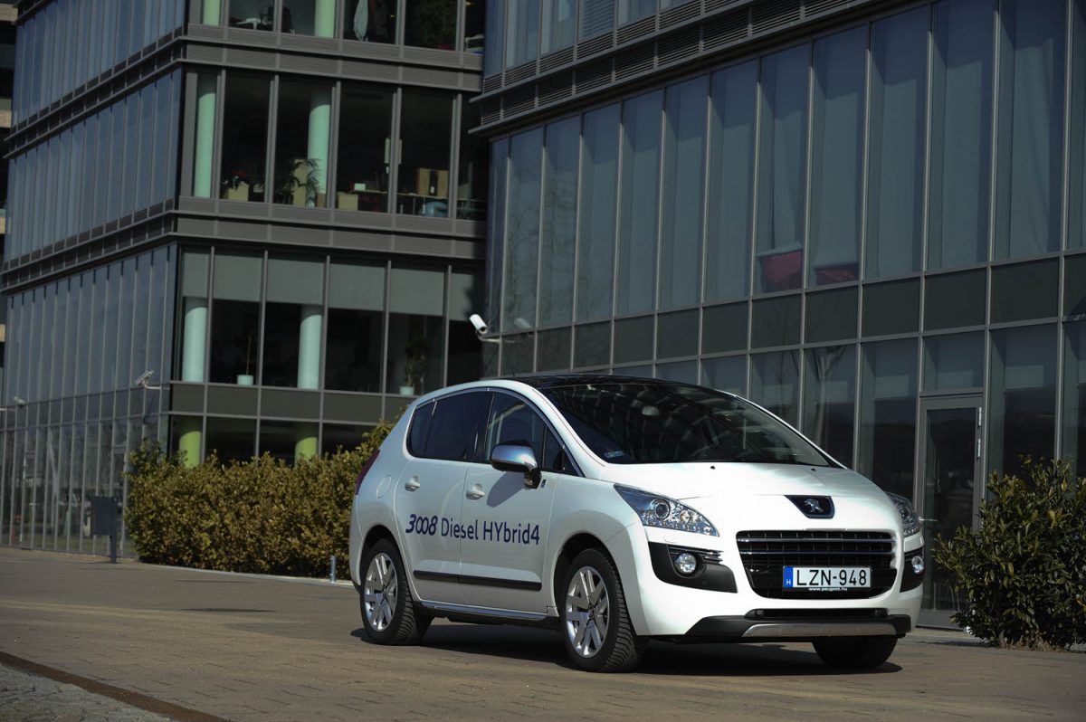 PEUGEOT
