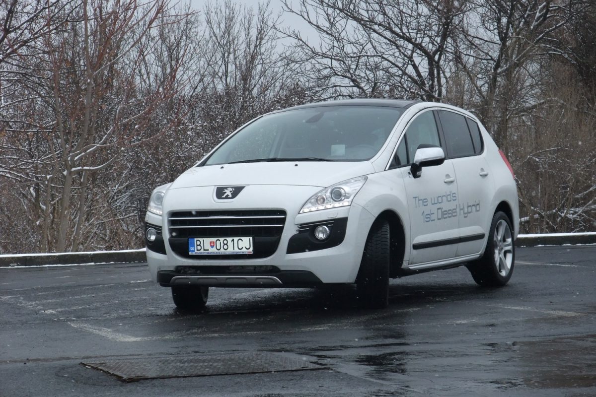 PEUGEOT