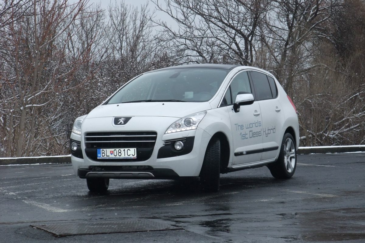 PEUGEOT