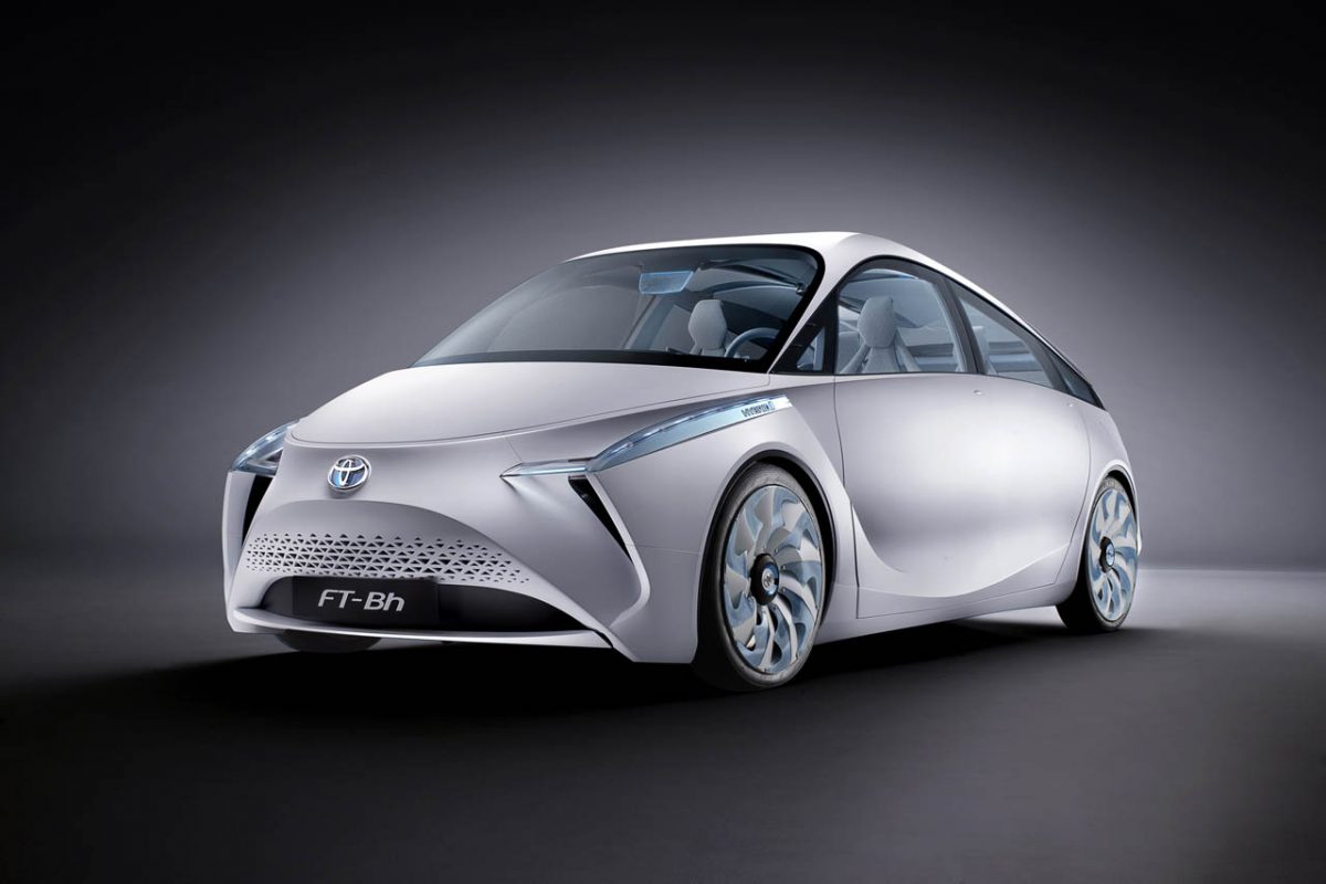 TOYOTA PRIUS