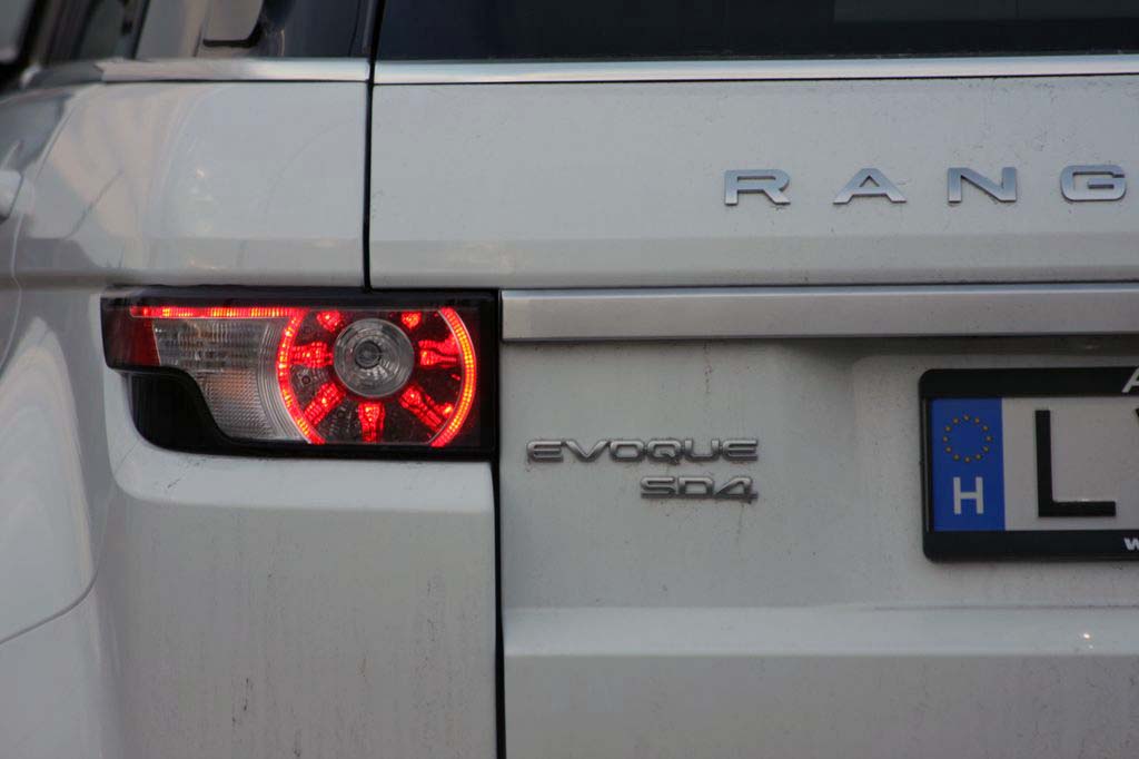 LAND ROVER RANGE ROVER EVOQUE