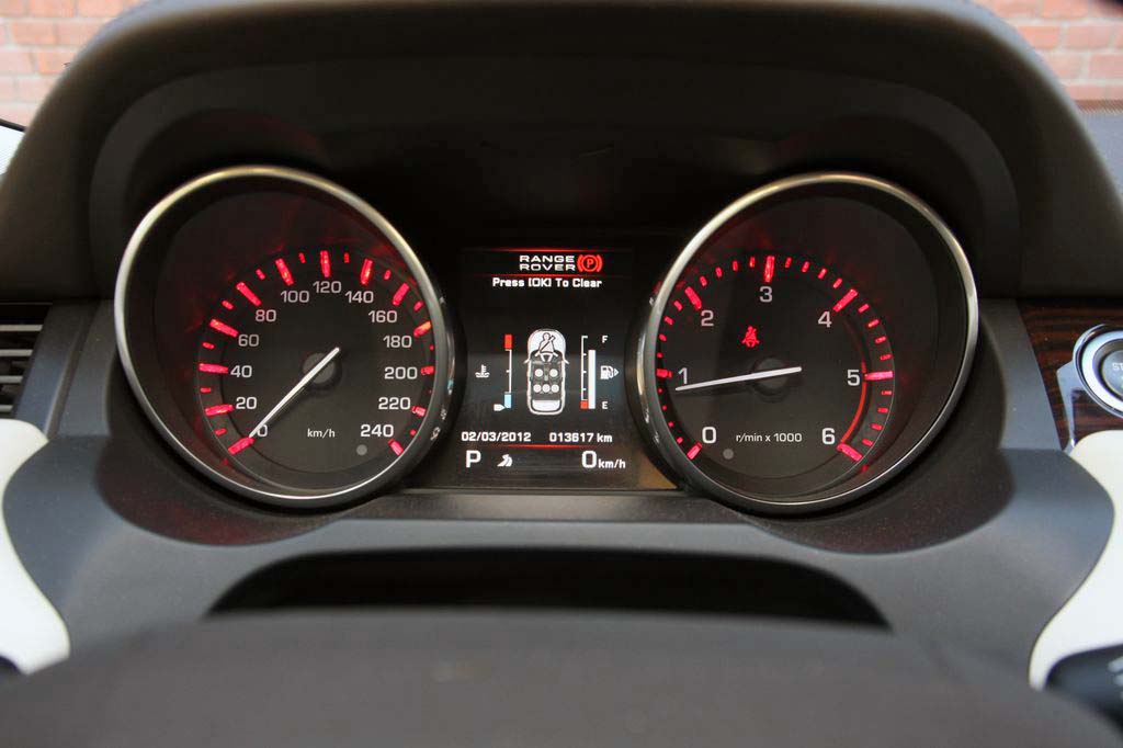 LAND ROVER RANGE ROVER EVOQUE