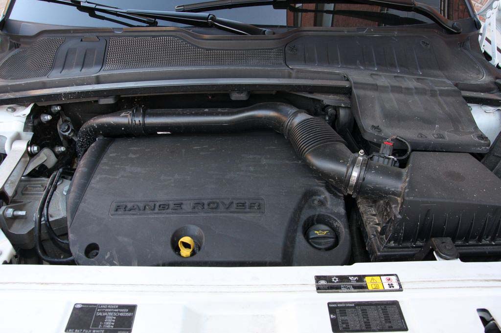 LAND ROVER RANGE ROVER EVOQUE