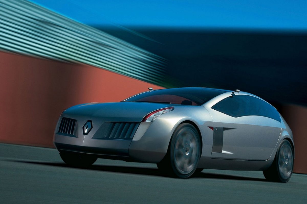 RENAULT