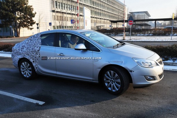 OPEL ASTRA J