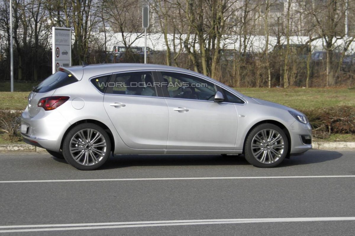 OPEL ASTRA J